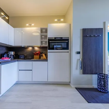 5-sterne Strandflieder Mit Einem Traumhaften Boddenblick Appartement *